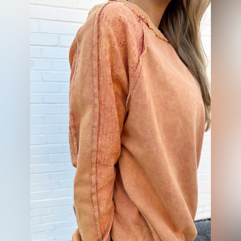 EUC🧡Oli & Hali Mineral Washed Side Tie Sweatshirt Small Rust - Picture 4 of 8